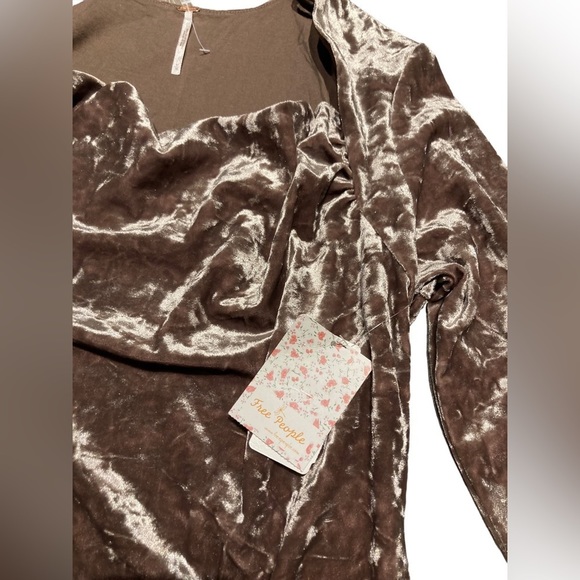 Nwt Free People - Women’s Crushed Velvet Long Sleeve Top - Picture 4 of 7